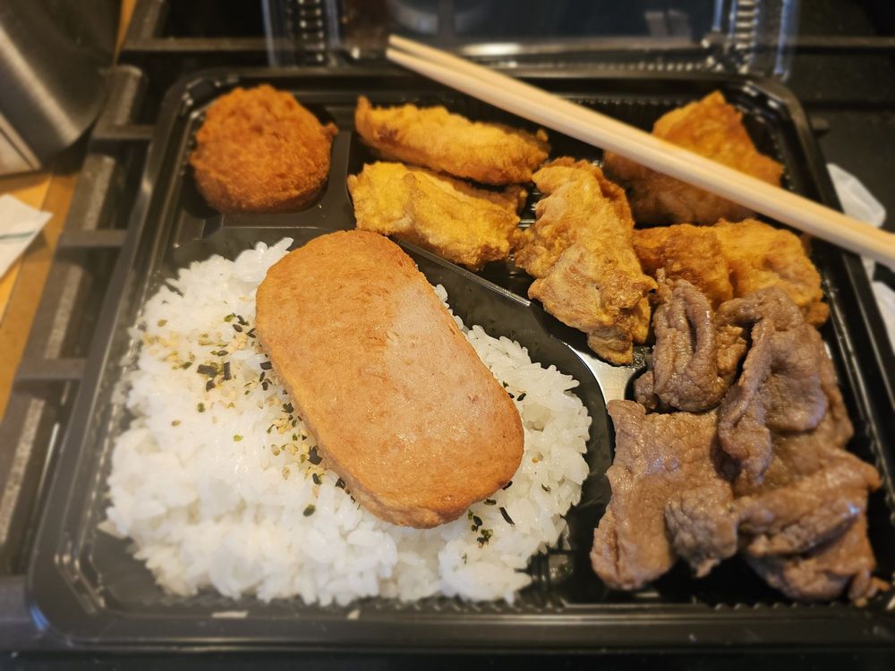 Masa's Cafeteria - wedding in Honolulu, HI