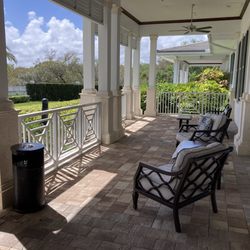 Riviera Country Club - Patio at Front Entry