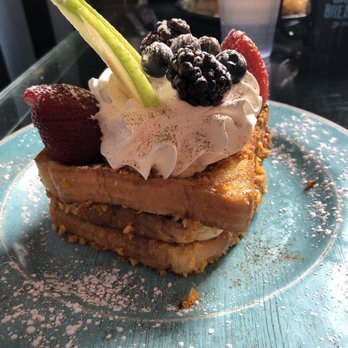 Blue Moon Too - Captain crunch French toast - Cafes Near Me - Baltimore, Maryland