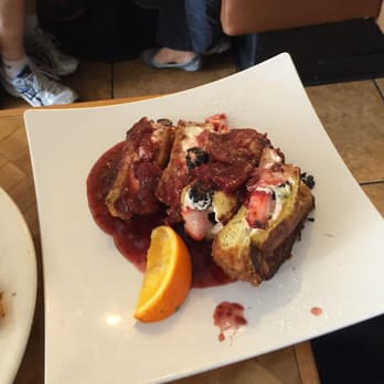 Honey's Bistro - Stuffed French toast - Breakfast & Brunch Near Me - Encinitas, California