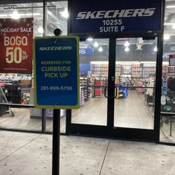 SKECHERS Warehouse Outlet - curbside pick up parking only