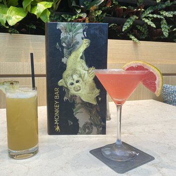 Monkey Bar - Enjoying the Mad Monkey - American Near Me - Delray Beach, Florida