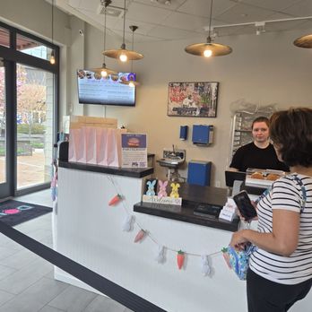 Doughlab - Donuts Near Me - Sterling, Virginia