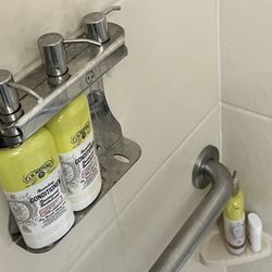 Staybridge Suites Oklahoma City Airport - Broken and dirty bottles