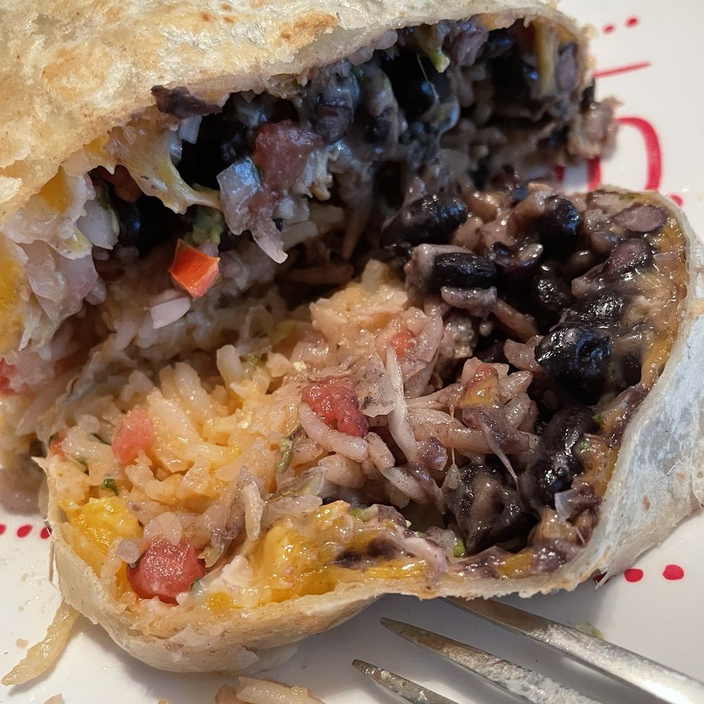 Carnitas burrito