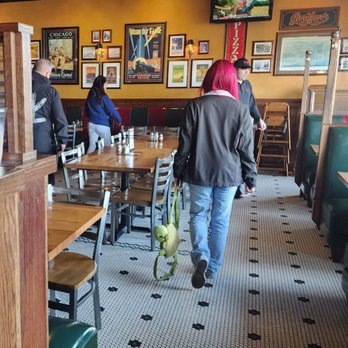 GIORDANO’S - Updated November 2024 - 215 Photos & 246 Reviews - 7105 ...