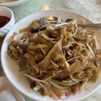 Well Season - Beef chow fun - Dim Sum Near Me - Elk Grove, California
