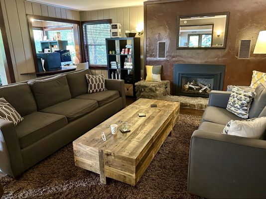Earthbox Inn & Spa by null