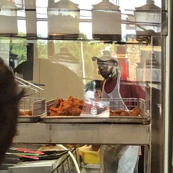 Popeyes Louisiana Kitchen - One of few in the kitchen not wearing a mask. - Chicken Wings Near Me - Roanoke Rapids, North Carolina Popeyes Louisiana Kitchen - One of few in the kitchen not wearing a mask. - Chicken Wings Near Me - Roanoke Rapids, North Carolina