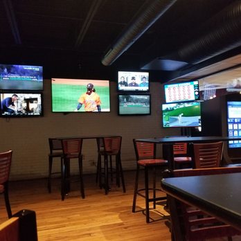 Murphy's Pub & Sports Bar - Inside - Bars Near Me - Manchester, Connecticut Murphy's Pub & Sports Bar - Inside - Bars Near Me - Manchester, Connecticut