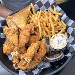 Side Chick - 5 piece tenders and fries