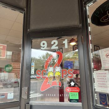 2 Scoops Ice Cream Eatery - Outside - Pizza Near Me - Saint Paul, Minnesota 2 Scoops Ice Cream Eatery - Outside - Pizza Near Me - Saint Paul, Minnesota