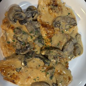 Eddie's Gourmet - Zip Sauce Chicken and Mushroom - Diners Near Me - Oak Park, Michigan Eddie's Gourmet - Zip Sauce Chicken and Mushroom - Diners Near Me - Oak Park, Michigan