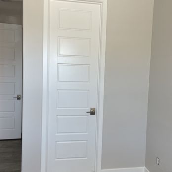 Alian Painting - Bedroom - Painters Near Me Alian Painting - Bedroom - Painters Near Me