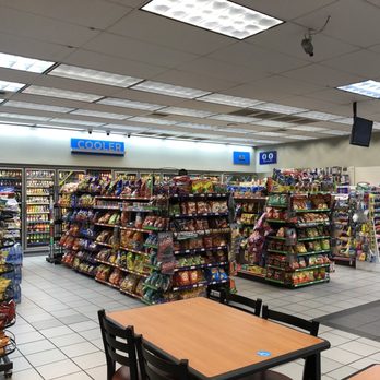Shell - a view of a grocery store with tables and chairs - Convenience Stores Near Me - Tehachapi, California