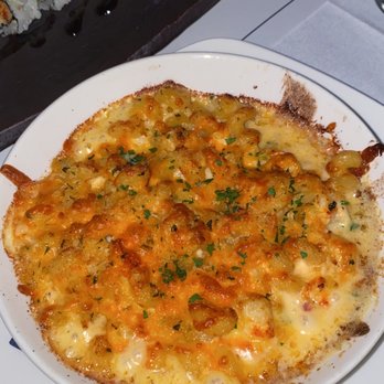Mademoiselle Raw Bar + Grill - Lobster mac & cheese - Live/Raw Food Near Me - Toronto, Ontario