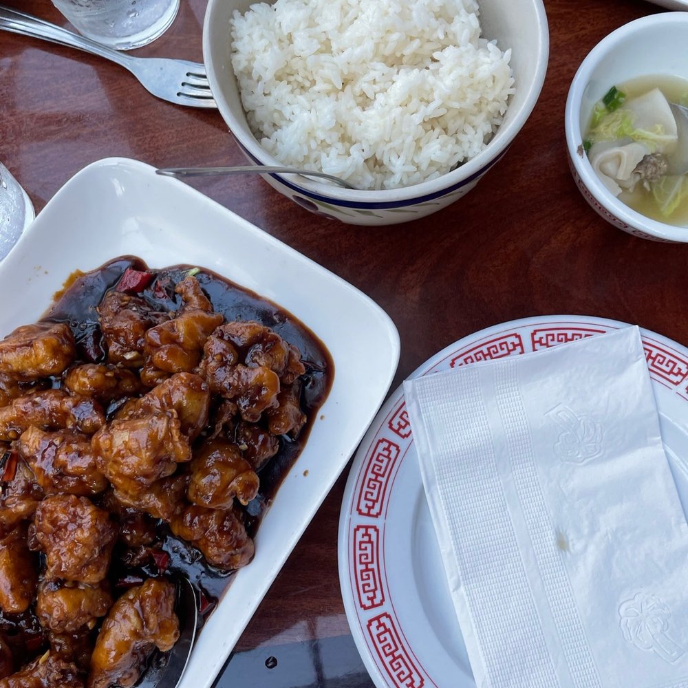Mandarin House - 708. General Tso's Chicken - Chinese Near Me - Portland, Oregon Mandarin House - 708. General Tso's Chicken - Chinese Near Me - Portland, Oregon