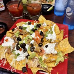 Cinco De Mayo Mexican Restaurant - Chicken Nachos