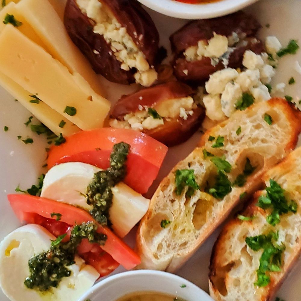 Scampi Grill - Fabulous Charcuterie - Italian Near Me - Vero Beach, Florida Scampi Grill - Fabulous Charcuterie - Italian Near Me - Vero Beach, Florida
