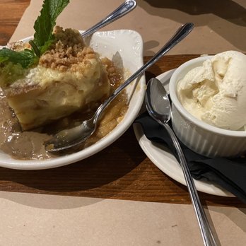 Julep Kitchen & Bar - Bread Pudding - Barbeque Near Me - Annapolis, Maryland Julep Kitchen & Bar - Bread Pudding - Barbeque Near Me - Annapolis, Maryland