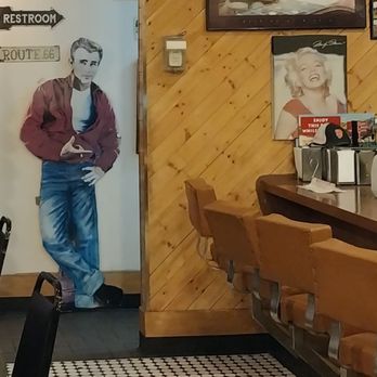 Goldie's Route 66 Diner - Diners Near Me - Williams, Arizona