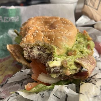 Carl's Jr - Double Guacamole Bacon Burger with jalapeños - Fast Food Near Me - Murrieta, California