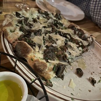 OSTE - Funghi pinsa. - Italian Near Me - Los Angeles, California