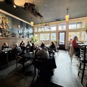 Blind Pig - Inside seating - Salad Near Me - Carlton, Oregon