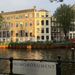 Homomonument