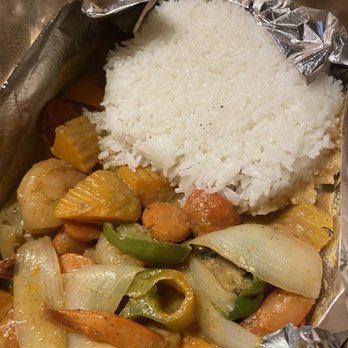 Nudi - Yellow Curry Rice - Asian Fusion Near Me - Portland, Oregon Nudi - Yellow Curry Rice - Asian Fusion Near Me - Portland, Oregon
