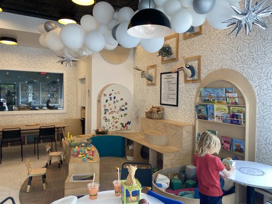 The Tot Cafe by Little Cocoa Bean Co. by null