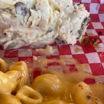 B-Daddy's BBQ - Barbeque Near Me - Helotes, Texas B-Daddy's BBQ - Barbeque Near Me - Helotes, Texas