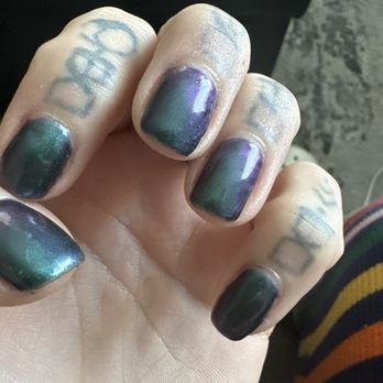 Classy Nails - The gel polish is not smooth on both hands . - Nail Salons Near Me - El Cerrito, California