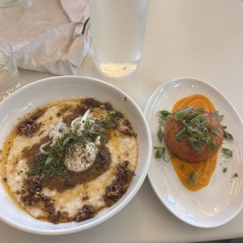 Paperboy South - Mushroom grits and cheddar hash brown = so GOOD - Breakfast & Brunch Near Me - Austin, Texas