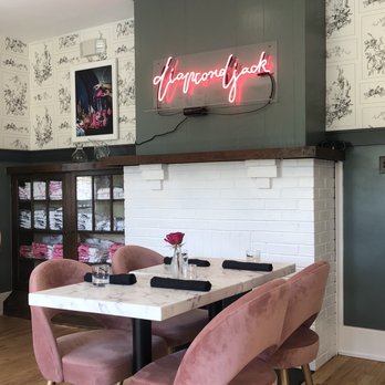 Diamond Jack Wine Bar - Gorgeous interior - Wine Bars Near Me - Maryville, Tennessee