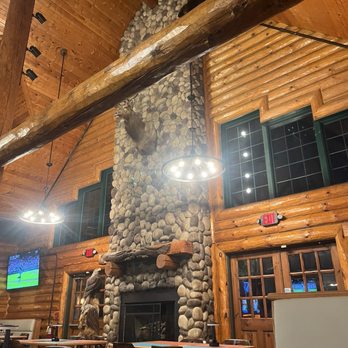 41 North Tavern - American Near Me - Saint John, Indiana