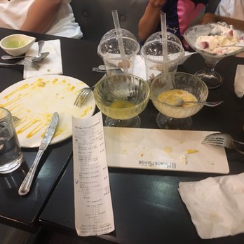 Mango Mango Dessert - At the end, 4 napkins, empty plates, no water refilled - Desserts Near Me - Brooklyn, New York Mango Mango Dessert - At the end, 4 napkins, empty plates, no water refilled - Desserts Near Me - Brooklyn, New York