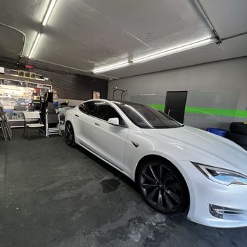One Stop Window Tint Shop - Auto Glass Services Near Me - Los Angeles, California One Stop Window Tint Shop - Auto Glass Services Near Me - Los Angeles, California