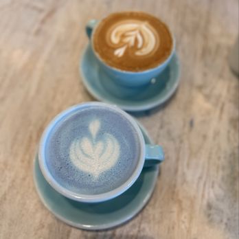 Pura Vida Miami - Blue latte and espresso latte - Breakfast & Brunch Near Me - Sarasota, Florida Pura Vida Miami - Blue latte and espresso latte - Breakfast & Brunch Near Me - Sarasota, Florida