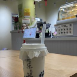 jasmine milk tea :3