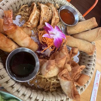 Chiang Rai - Chiang rai appetizer a veg egg rolls, chicken fried dumpking, shrimp blanket - Thai Near Me - Long Beach, California