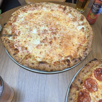 Flora Pizzeria - Cheese pizza - Pizza Near Me - Washington, DC, District of Columbia