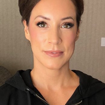 Jonathan Reisfeld - Jonathan covered up my pigmented skin so I looked flawless without feeling like I was wearing much makeup at all! I felt flawless! - Makeup Artists Near Me