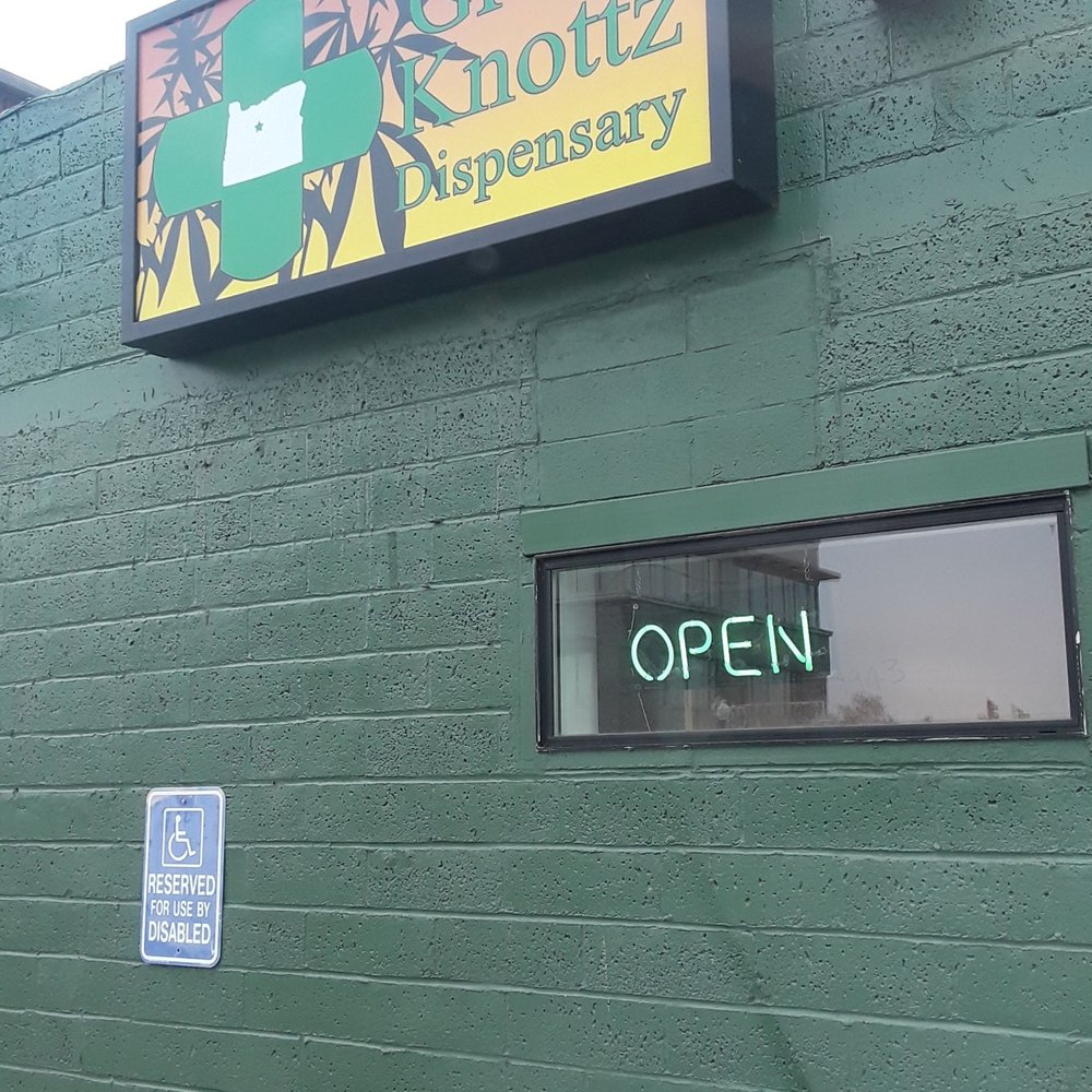 Green Knottz Dispensary - Today's choice cheesecake 26.94% the 0.08% CBD pre roll - Cannabis Dispensaries Near Me - Madras, Oregon Green Knottz Dispensary - Today's choice cheesecake 26.94% the 0.08% CBD pre roll - Cannabis Dispensaries Near Me - Madras, Oregon