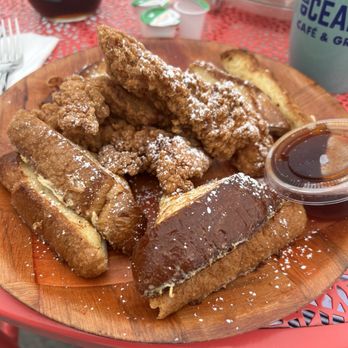 Oceans Cafe and Grill - Chicken and French toast - Breakfast & Brunch Near Me - Playa Del Rey, California Oceans Cafe and Grill - Chicken and French toast - Breakfast & Brunch Near Me - Playa Del Rey, California