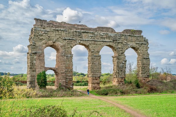 The Park of the Aqueducts by null