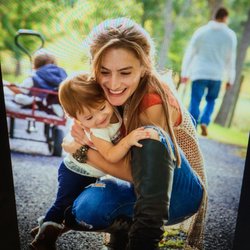 K Davis Photography - Family- "Just one more hug!"
