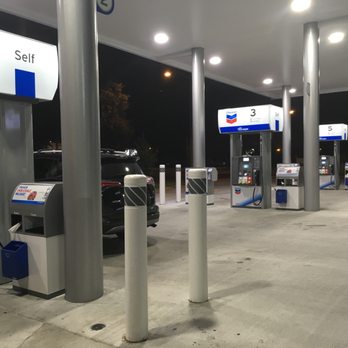 Danny And Clydes - Pumps - Convenience Stores Near Me - Metairie, Louisiana