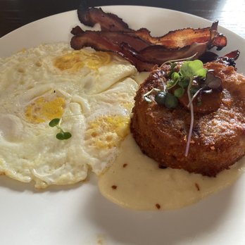 Rize Carmel - Farm egg - Breakfast & Brunch Near Me - Carmel, Indiana