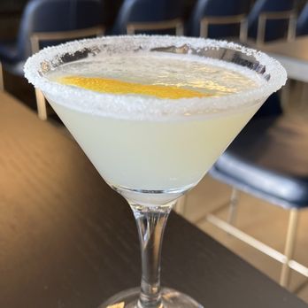 Karrington Rowe - Lemon Drop - New American Near Me - Brentwood, Tennessee